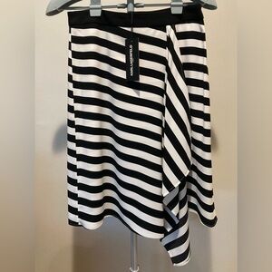 Karl Lagerfeld Paris Black &‎ White Striped Asymmetrical Colorblock Skirt Indie